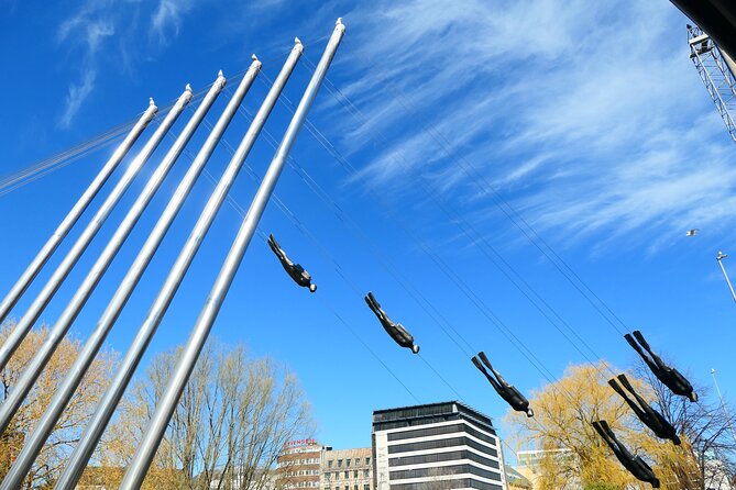 Oslo City Walks: The City of Contrasts - Oslo in Two Hours, From Østbanehallen to Bjørvika