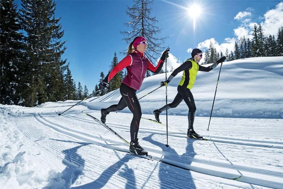 Oslo: Cross Country Skiing Equipment with private lesson - Trollvannstua meeting point: where you pick up your skis