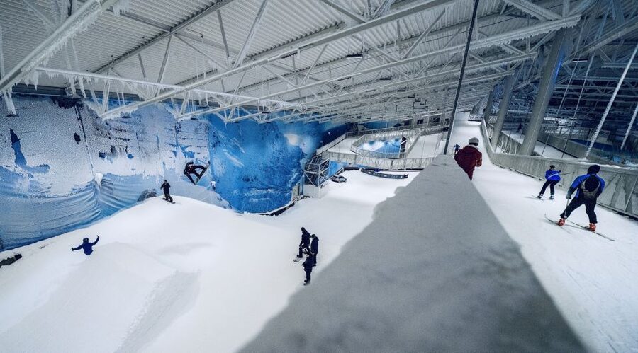 Oslo: Day Pass for Downhill Skiing at SNØ Ski Dome - Getting to the Welcome Center and skipping the ticket line