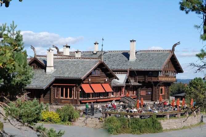Oslo Nature walks: Forest to Fjord - Getting there and back: National Theatre as your launch pad