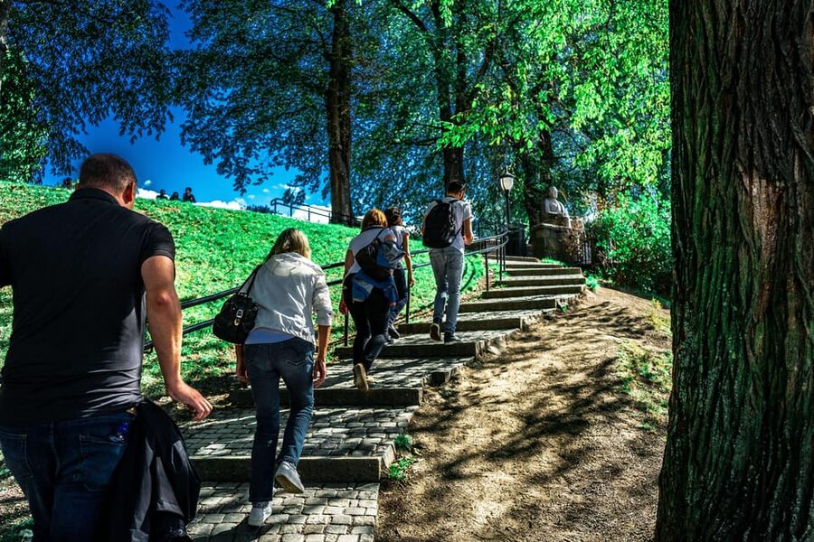 Oslo: Private Walking Tour - Oslo Opera House, urban farming, and the top-of-the-roof moment