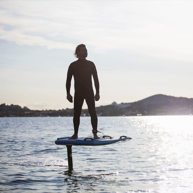 Oslo: Private water adventure and E-Foil rental - Meeting at the Oslo Efoil beach flag, then gear up quickly