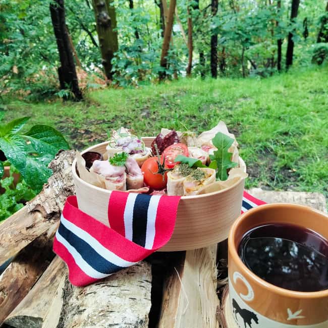 Oslo’s Secret Forest Gastronomy: Private Chef & Local Feast - Oslo’s forest, by metro: Frognerseteren as your food gateway