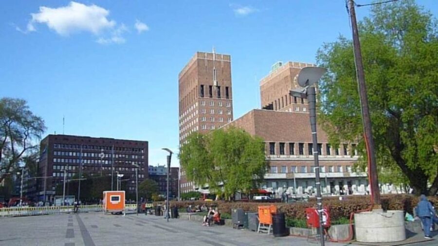 Oslo Unveiled: Private Walking Tour - Akershus Fortress: medieval walls and fjord views