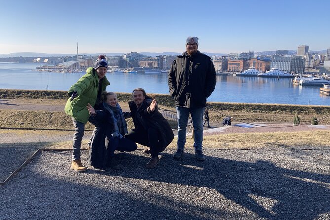 Oslo Viking Quest: Exploration Game and Tour - Royal Palace challenge: a residence with big political meaning