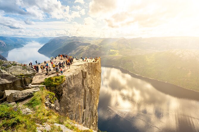 Preikestolen | Pulpit Rock - Hike with a local guide - Key things to know before you go