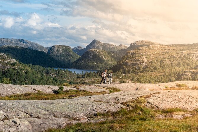 Preikestolen | Pulpit Rock - Hike with a local guide - Photo assistance that actually helps on a cliffside trail