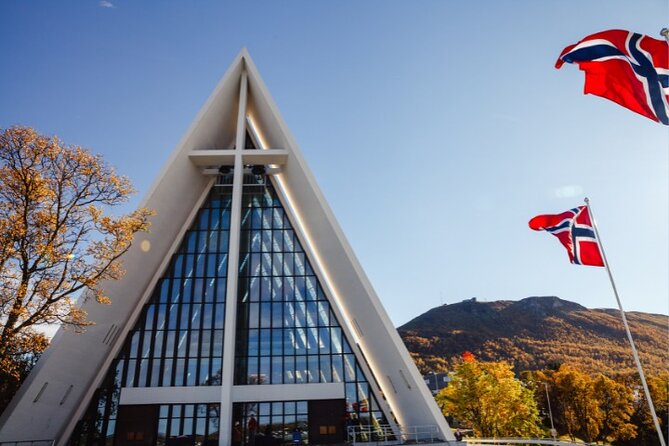 Private Airport and City Transfer in Tromso - Price and value versus Tromso taxis