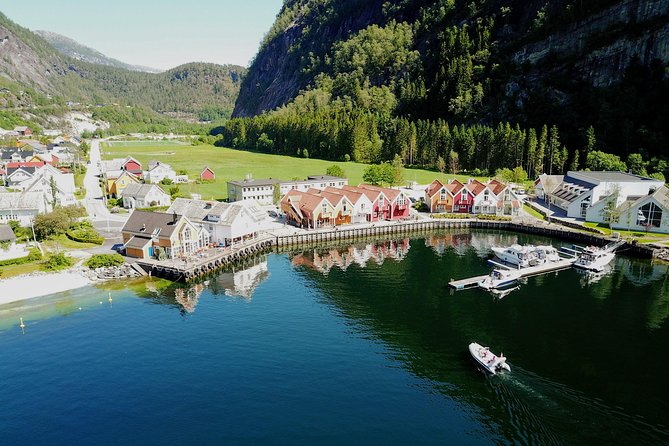 Private Cruise: Mostraumen by Zodiac or Lux Pontoon Boat - Vikanes: where the fjord becomes private
