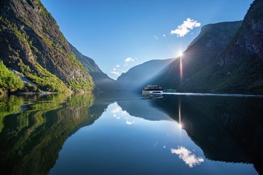 Private Day Tour- Flam Railway & Fjord Cruise From Bergen - The Bergen to Voss to Myrdal rhythm