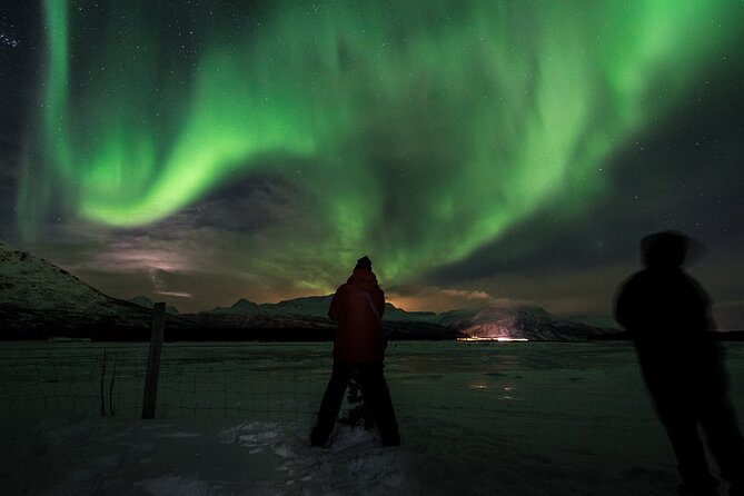 Private & Exclusive Northern Lights Tour with Professional guide - Stop 1 in Tromso: planning, atmosphere, and where your night begins