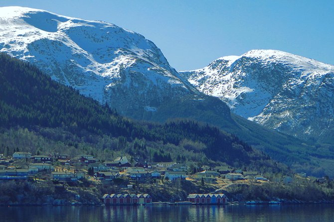 PRIVATE GUIDED TOUR: Folgefonna Glacier roundtrip from Bergen, 8 hours - Optional glacier hike timing and what extra time buys you