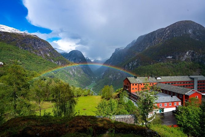 PRIVATE GUIDED TOUR: Norway's Highlights–Viking Special, 11 h - Stalheim Hotel and the UNESCO View: Where the Fjords Really Click