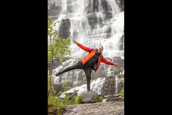 PRIVATE GUIDED TOUR: Round trip to VOSS, with Cable Car ride, 7 hours - Tvindefossen waterfall: a close-up break from the road