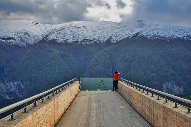 PRIVATE GUIDED TOUR: World Heritage Fjord Landscape – Viking Special – from Flåm - Getting back to Flåm: what the pacing feels like