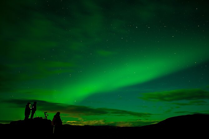 Private Northern Lights Experience - Chasing for 5 to 8 Hours, With Weather-First Decision Making