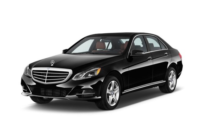 Private Oslo Airport and City Transfers - Finding your driver fast: name sign, call number, and good backup habits