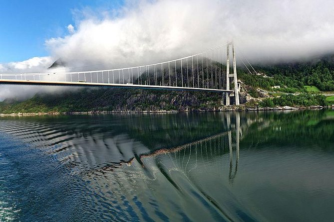 Private tour - Hardangerfjord, Voss Gondola & 4 Great Waterfalls - Hardangerfjord for about two hours: where the day gains scale