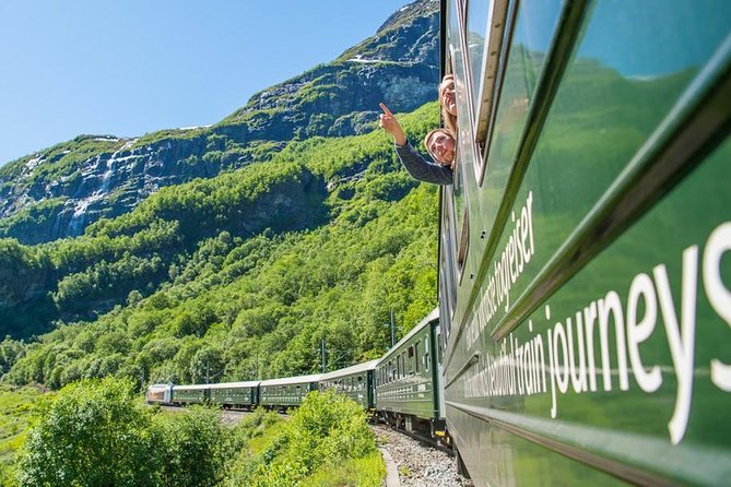 Private tour - Viking Village, Nærøyfjord Cruise & Flåm Railway - Tvindefossen and Stalheim: quick waterfall stops that give you payoff fast