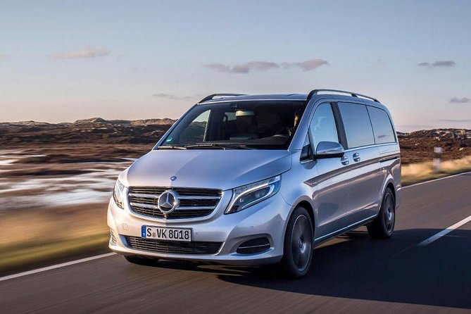 Private Transfer from Oslo City Centre to Oslo Airport - Mobile ticket and confirmation: what makes logistics smoother
