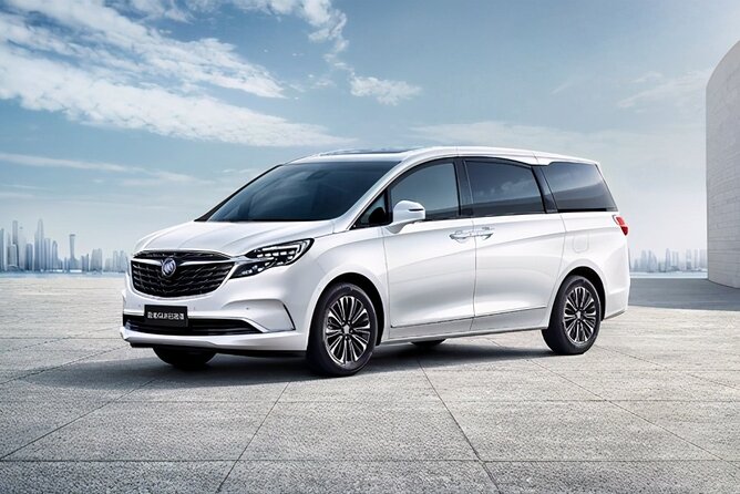 Private Transfer Tromso Airport TOS to Tromso City - Vehicle comfort and reliability: air-conditioned ride, short trip