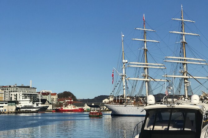 Private Walking Tour- Bergen Classics - Stop 3: Bergenhus Fortress, medieval power without the museum-only vibe