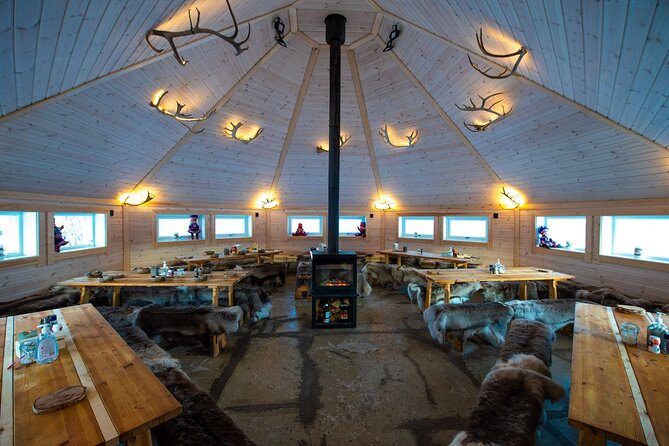 Reindeer feeding & Saami Culture - Organization, group size, and how the day actually flows