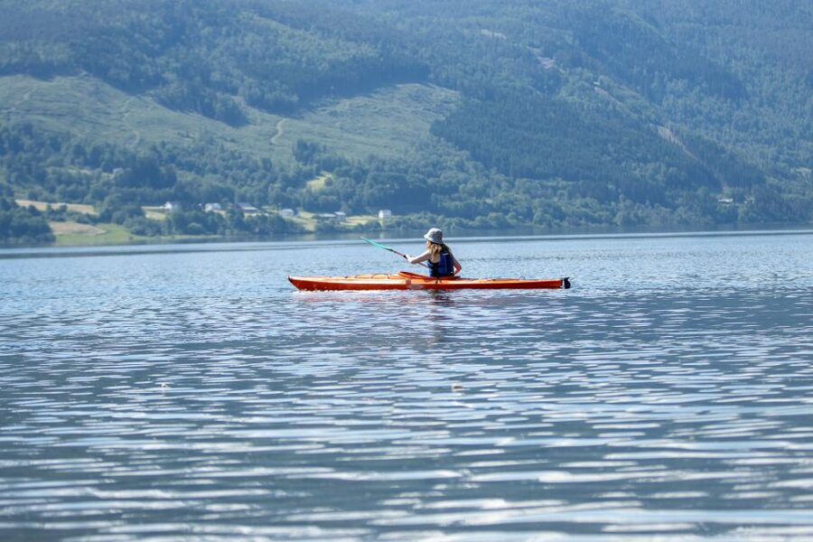 Rental - Sea Kayak - Paddling Off the Shore: Vangsvatnet’s Calm, Mountain Views, and Speed