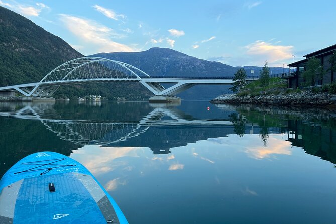 Renting SUP boards (paddle boards) - Getting started at Fjørevegen 15 in Sogndal