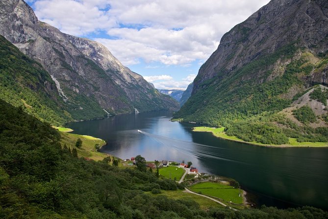 Self-Guided Full Day Round-trip From Bergen - Flåm Railway to Myrdal: sea level up to the mountains