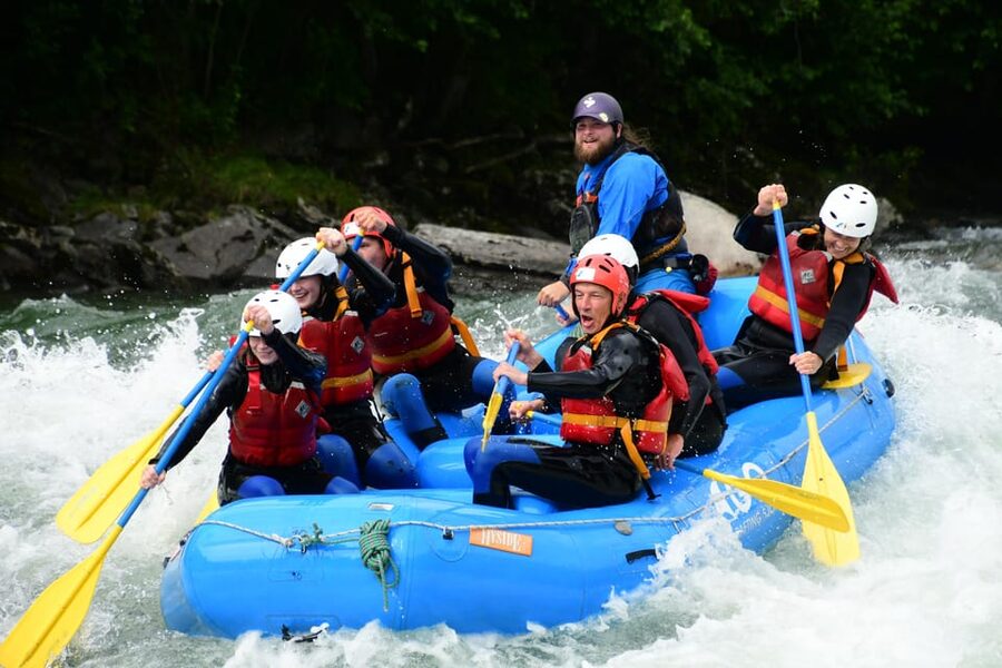 Sjoa River: The Famous White Water Rafting Daytrip - Lunch, Hot Shower, and Finishing Strong