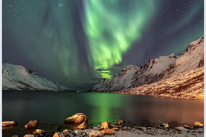 Small group Aurora Chases - When the Sky becomes Magic - Mobility, timing, and the small physical demands
