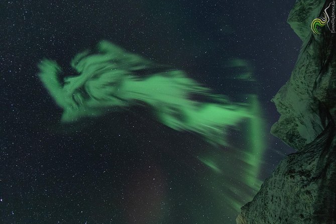 Small-Group Northern Lights Tour from Tromso with Photos - What you’ll do on the hunt: Tromsø start, deep dark drives, bonfires, and photo stops