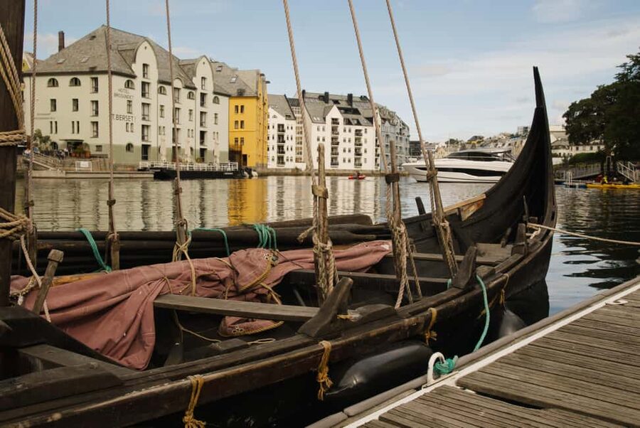 Small Group Tour in Ålesund: Art Nouveau, Sea Views & Insider Tips - Key things that make this Ålesund tour worth your time