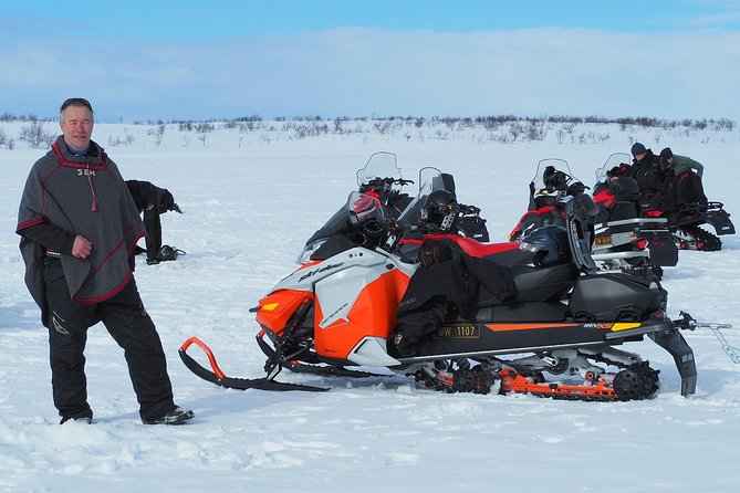 Snowmobile safari in the mountain plateau of Finnmarksvidda - Arctic Light and Weather: Why the Route Can Change