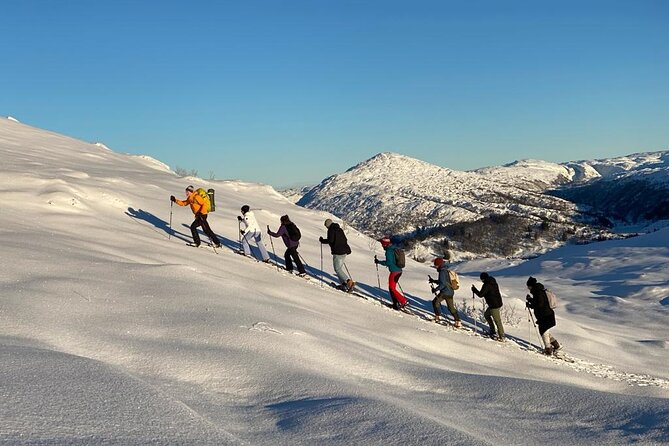 Snowshoe hiking in Bergen - Public tour - Getting to Strandkaien 3 and what starts at 9:00 am
