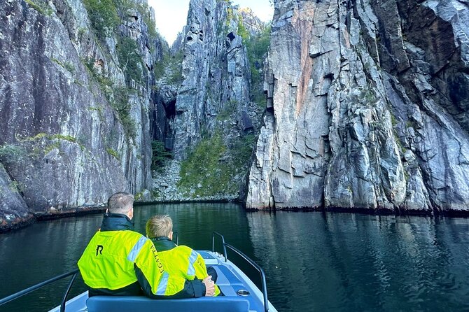 Stavanger: Guided Lysefjord Safari on Speedboat - Lysefjordbrua and the 42-kilometer fjord: why the first stretch is worth it