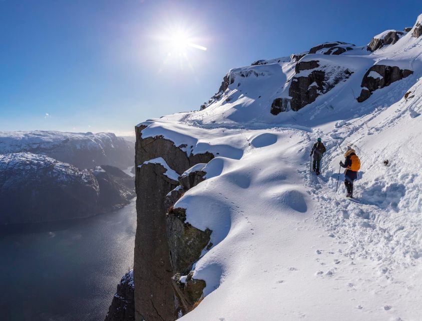 Stavanger: Preikestolen Winter Hike + Hot Lunch - A winter Preikestolen day that actually feels calm