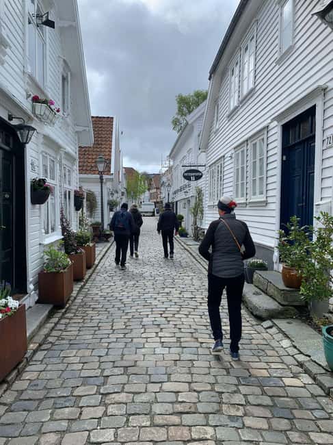 Stavanger: Private Walking Tour with a Local - Price and value: is $70 per person fair for this format?