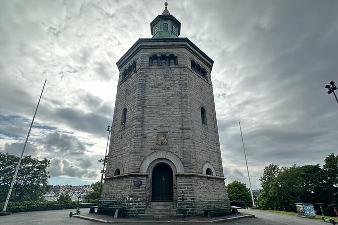 Stavanger's Historic Sites Smartphone App GPS Audio Walking Tour - The audio experience: easy to download, easy to trust