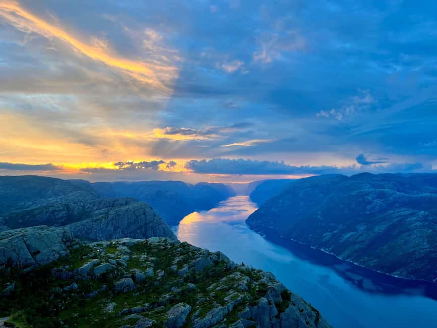 Stavanger/Sandnes: Preikestolen Guided Hidden Nature Hike - Neverdalsfjellet: the “above Preikestolen” viewpoint you don’t get by accident