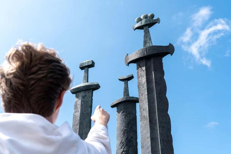 Stavanger: Sights & Highlights Minibus Tour and Museum Entry - Price and Value: Is $78 a Good Deal for 150 Minutes?