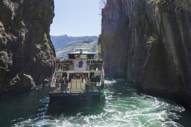 Stavanger: Waterfalls, Caves and Rock Tour By Sea - Hengjane Falls, and What You Should Actually Expect
