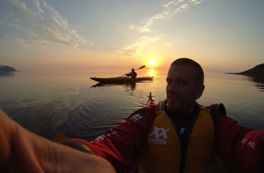 Svolvær: Evening Kayaking Adventure - Why Kayak Out on Lofoten’s Coast at Dusk
