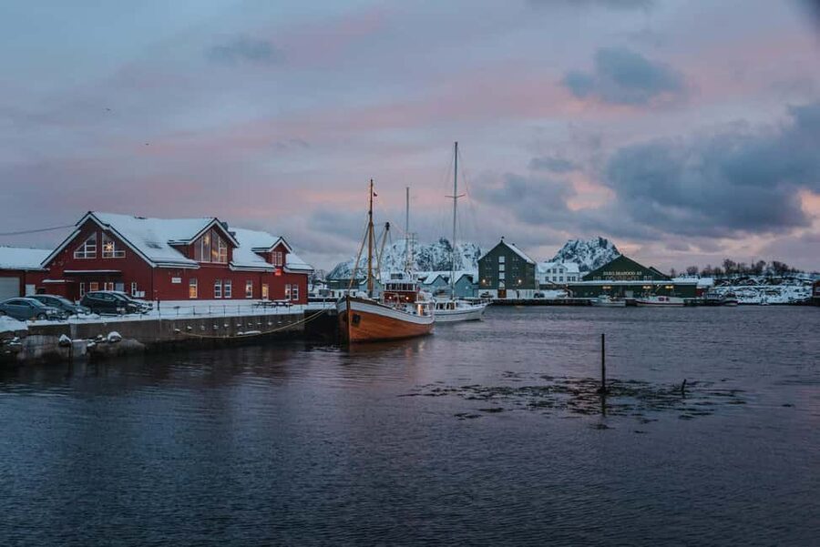 Svolvær: Lofoten Scenic Sightseeing Tour: Half day tour - Price and Value: Is $152 Worth It for This Route?