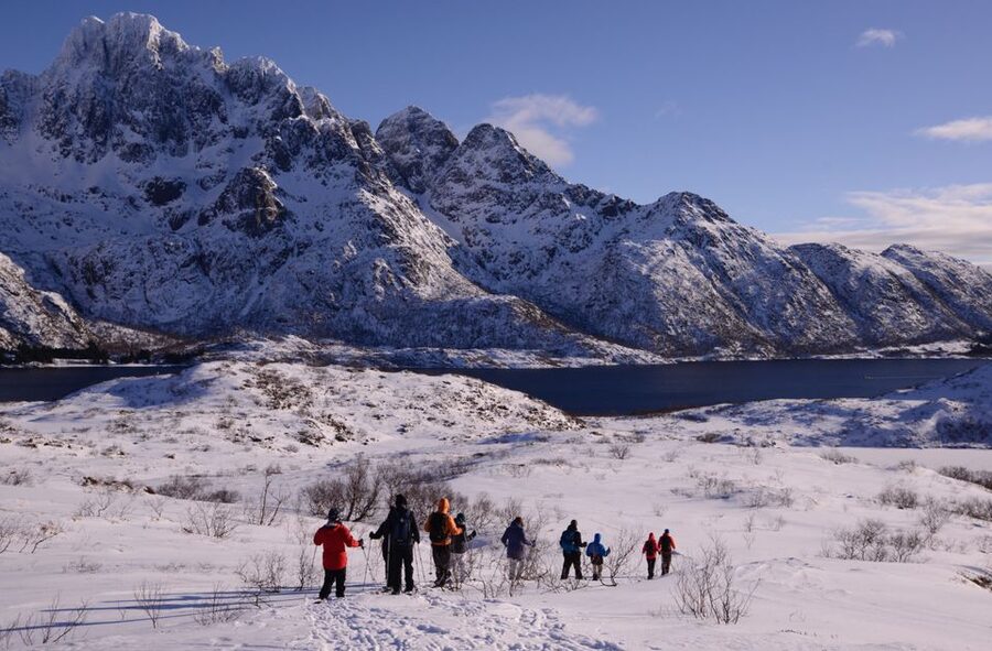 Svolvær: Snowshoe Nature Explorer - When the guides make the difference