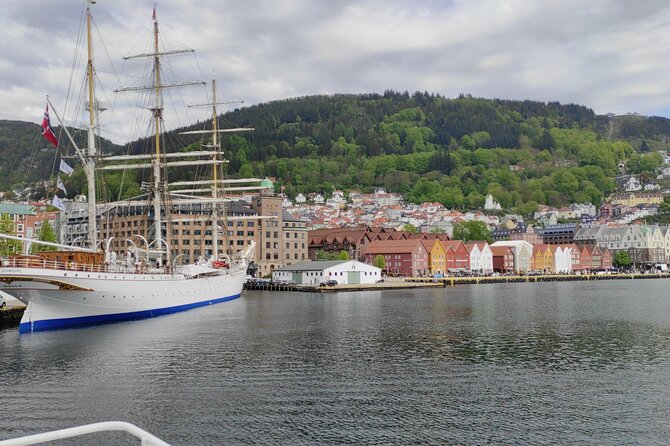 The influence of Bergen in Norway's development, city tour - Quick hits you will feel right away