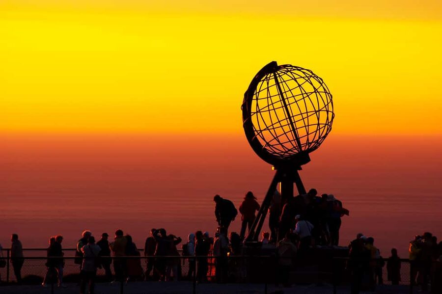 The North Cape Midnight Tour - The drive north: view stops that turn transit into the story