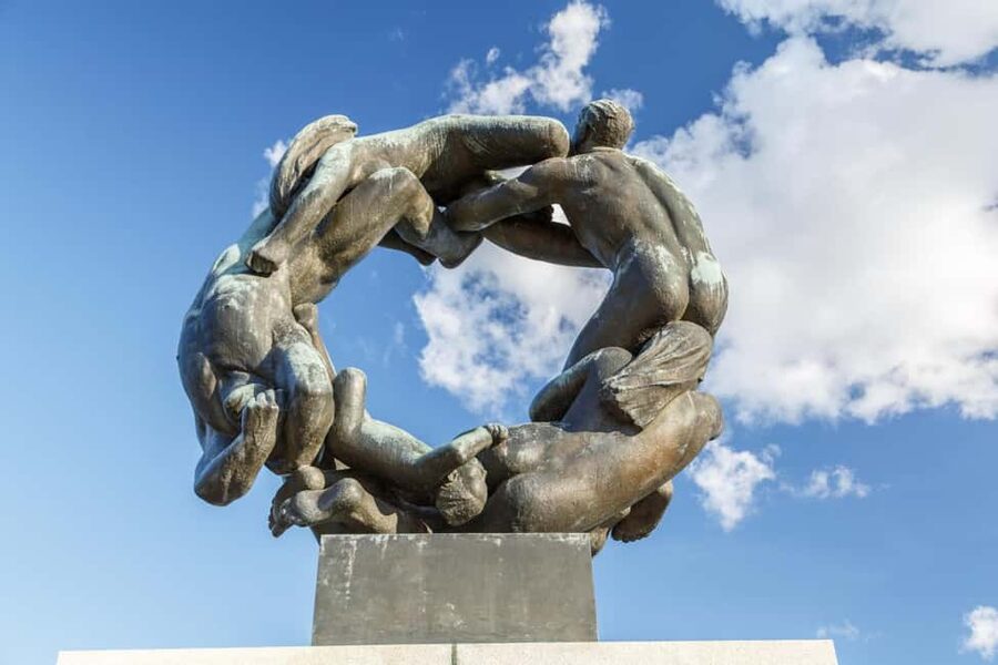 The Vigeland Park Walk with a Local in Oslo - Who should book this Vigeland Park walk, and who should skip it