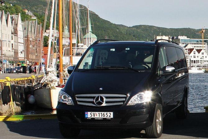 TRANSFER, STANDARD, 1-7 PAX: Bergen airport transfer - City-to-airport and airport-to-city: the same smooth plan